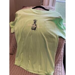 Women's Williamsburg , Virginia T-Shirt Size M pale green